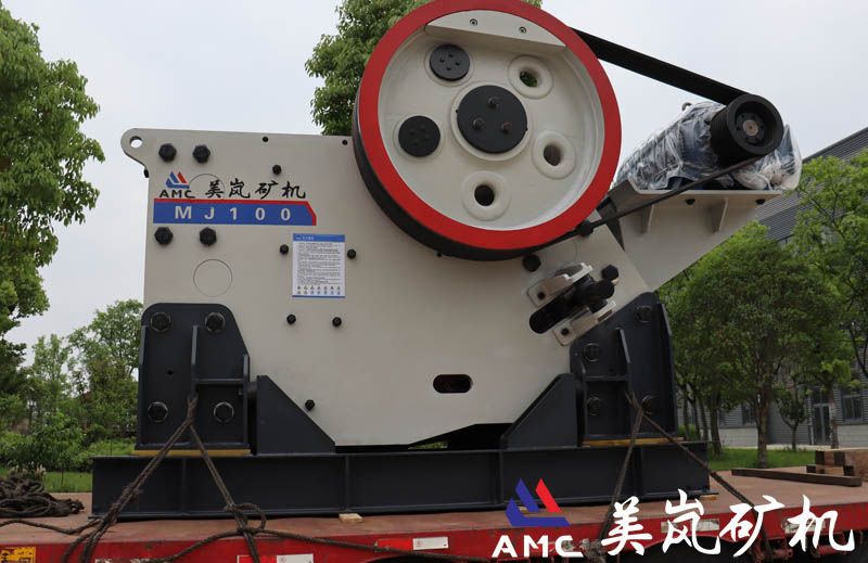MJ100顎式破碎機(jī) MJ100顎式破碎機(jī)