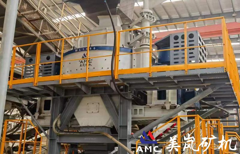 ML1480立軸沖擊式破碎機(jī) ML1480立軸沖擊式破碎機(jī)