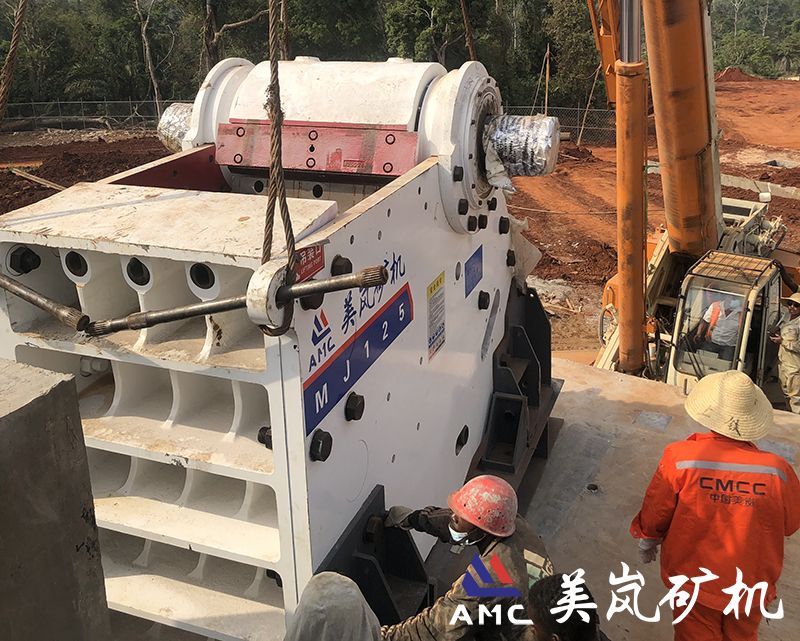 MJ125顎式破碎機(jī) MJ125顎式破碎機(jī)